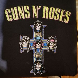 GUNS N' ROSES Band Tee (Size Small)